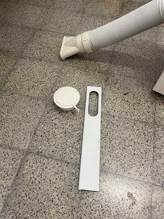 Aire Acondicionado Portátil Daitsu Blanco
