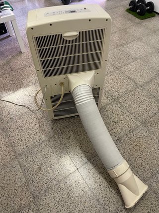 Aire Acondicionado Portátil Daitsu Blanco
