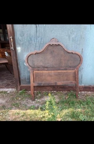 Cabecero de nogal concha y rejilla