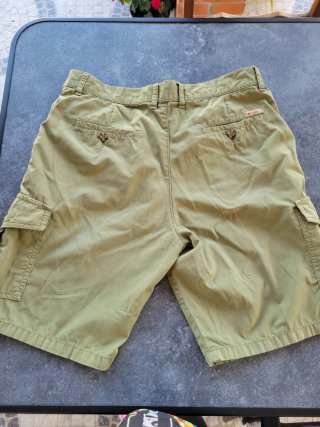 Bermudas Beytom's Verde Talla 46