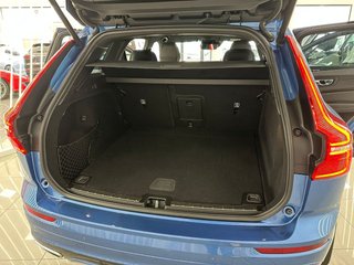 VOLVO XC60 2.0 B4 D AWD RDesign Auto