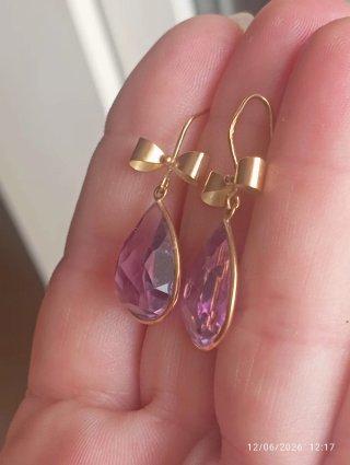 Orecchini oro 18 kt , grande ametista sfaccettata