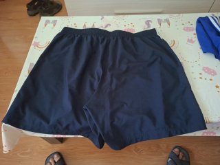 Pantalón corto Adidas azul