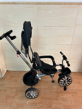 Triciclo para bebé negro