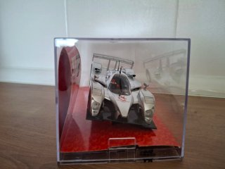 Scalextric Peugeot 908 HDI FAP Toy Fair 2009