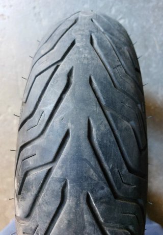 Neumático Michelin City Grip 130/70-13