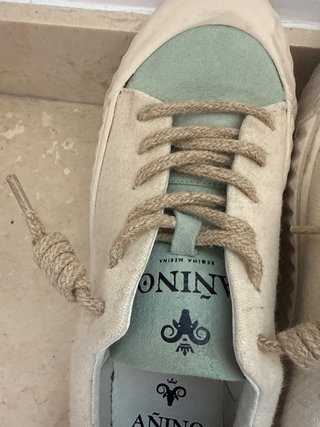Tenis para verano beige y verde