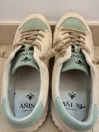 Tenis para verano beige y verde