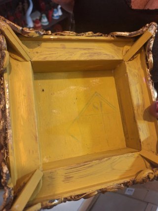 Base legno dorata decorata