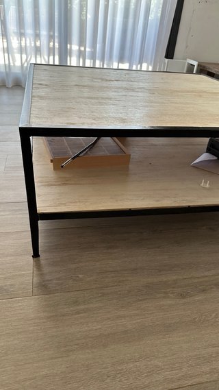 Mesa de centro madera y metal 111x111 dos pisos