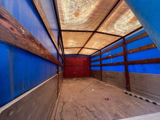 Camión Iveco Caja Frutera