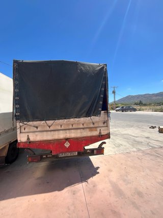 Camión Iveco Caja Frutera