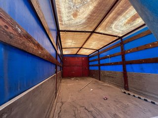 Camión Iveco Caja Frutera