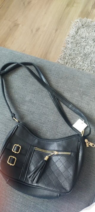 Bolso negro ajustable nuevo