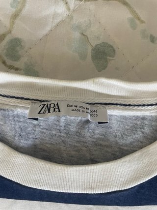 Camiseta de rayas azul y blanca Talla M