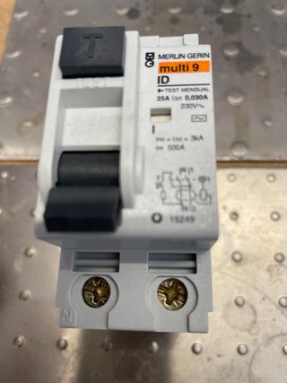 Diferencial Merlin Gerin 2P 25A 30mA