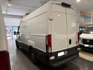 Iveco Daily Furgón 35S16 L2H2 FRIGORIFICO