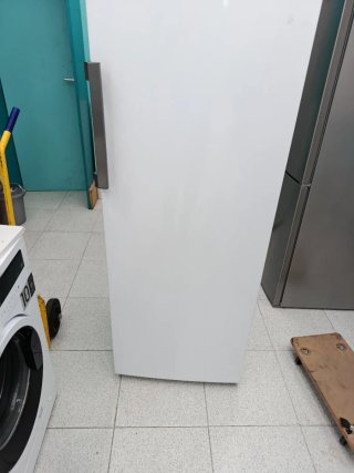 @Nevera Vertical Beko No Frost Con Garantía@