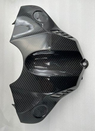 TAPA DE DEPOSITO EN CARBONO YAMAHA R1 2015-2022