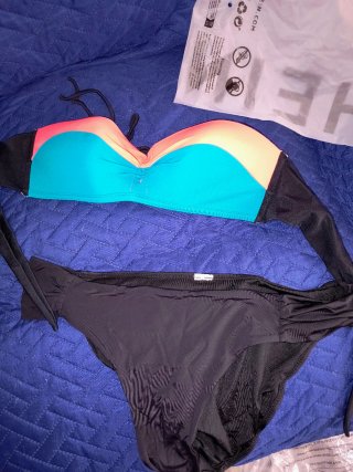 Bikini SHEIN multicolor y negro