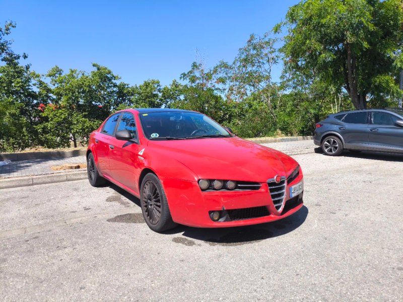 Alfa Romeo 159 2009 - foto 1