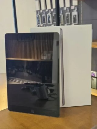 IPAD 9th 256GB SPACE GRAY WIFI BATERIA 100%