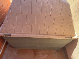 Caseta para perro beige y verde
