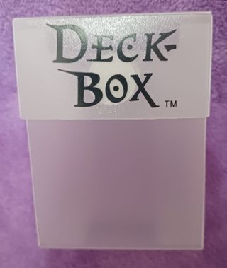 Ultra-Pro Deck Box Blanco Translúcido
