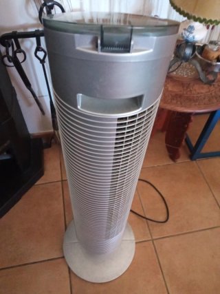 Ventilador Torre Plata y Negro