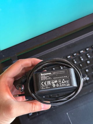 Lenovo Ideapad 100 para piezas o reparar
