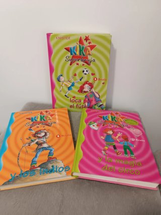 Lote 8 libros colección Kika Superbruja