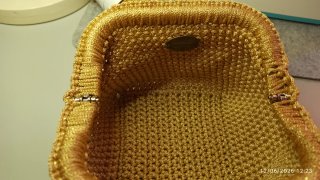 Bolso de fiesta dorado