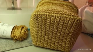 Bolso de fiesta dorado