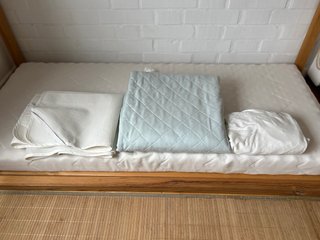 Cama Montessori de madera