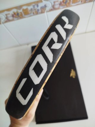 Pala Pádel Cork Hybrid Premium en muy  buen estado