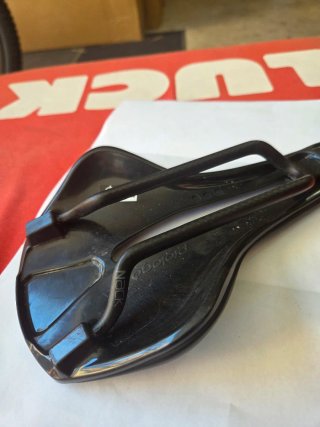 Sillín Prologo Nago R4 PAS 137mm