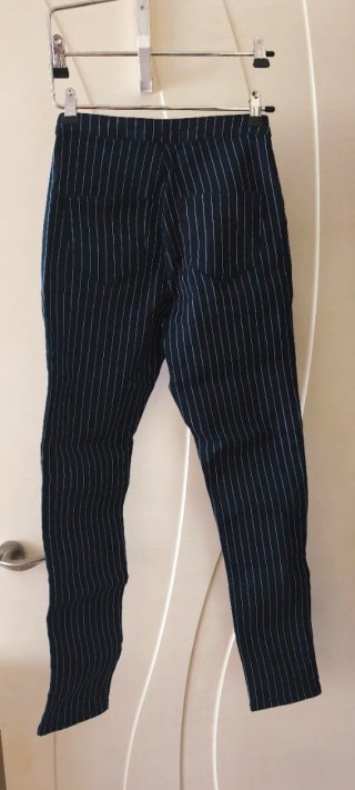 Pantalones vaqueros con rayas diplomáticas elástic