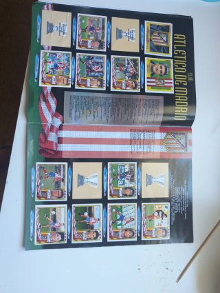 Álbum Liga Fútbol 95/96 + 200 cromos