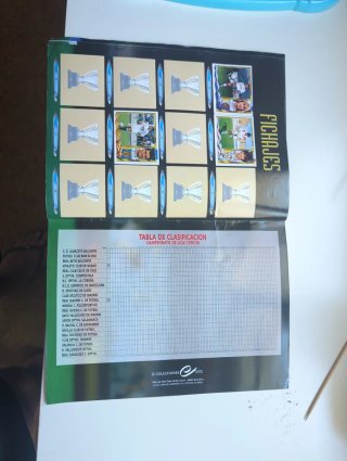 Álbum Liga Fútbol 95/96 + 200 cromos