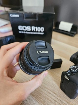 Canon EOS R100 + Objetivo RF-S 18-45mm
