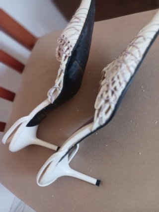 Zapatos Mariamare Blancos y Plateados