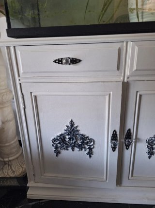 Mueble Vintage con Toque Moderno