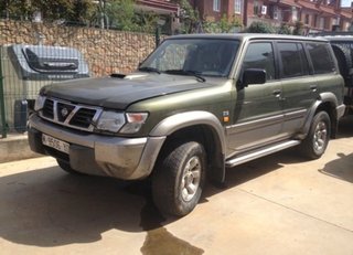 47560 26110vb127 piloto del der nissan patrol 2.8