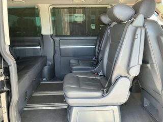Volkswagen Multivan 2.0 (2011) 7 Plazas Furgoneta