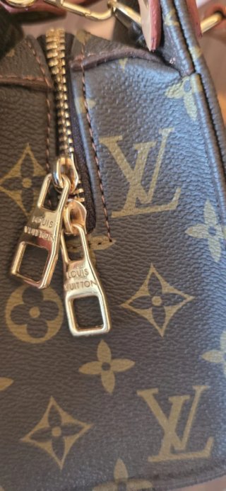 Bolso Michael Kors. Dísel, Chanel