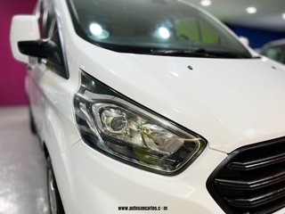 FORD CUSTOM CON 2 AÑOS DE GARANTIA