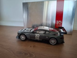 Scalextric Aston Martin DBR-9 10 Aniversario