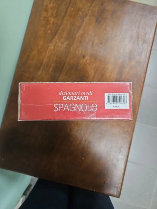 Dizionario medio di spagnolo. Spagnolo-italiano...