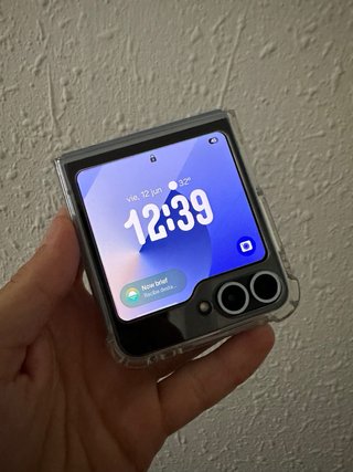 Samsung Galaxy Z Flip 6