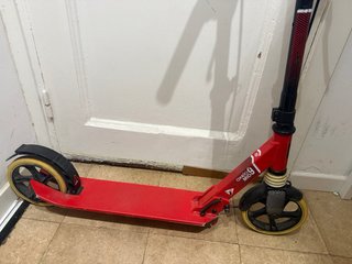 Patín Decathlon Rojo